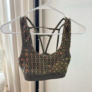 Anthropologie Daily Practice Patterned Sports Bra size small nwot